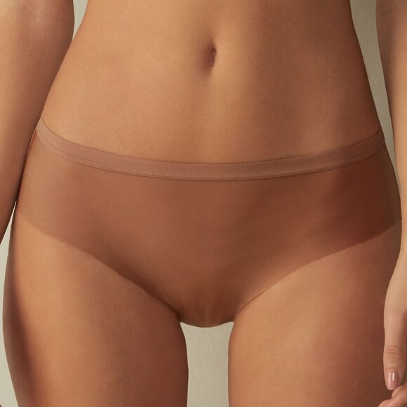 Intimissimi Invisible Touch Briefs in Beige - Picture 1 of 9